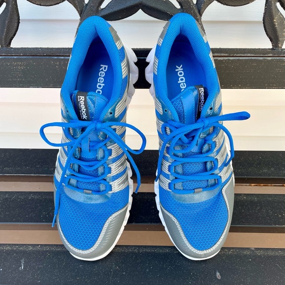 Men's Blue and Gray Reebok ZigTech Shark Sneakers Size M